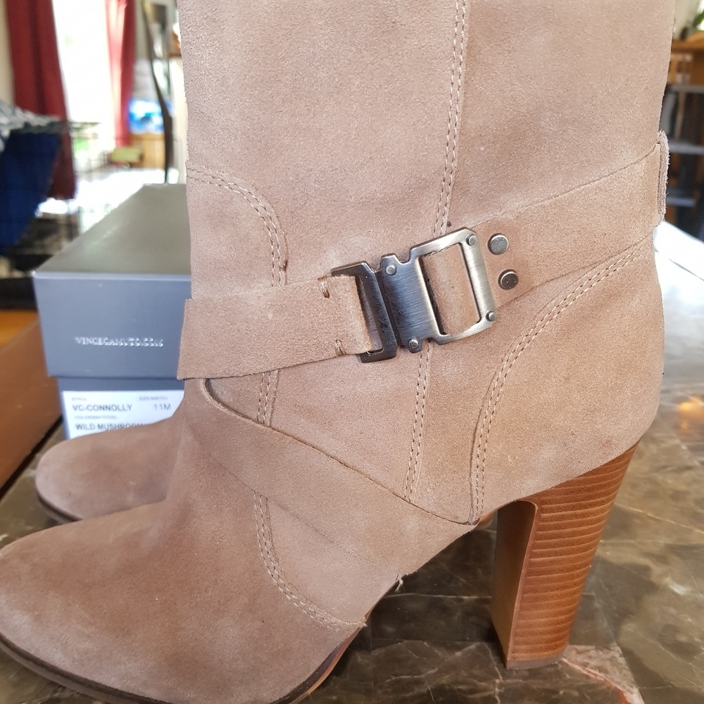 VINCE CAMUTO CONNOLLY SUEDE BOOTIE